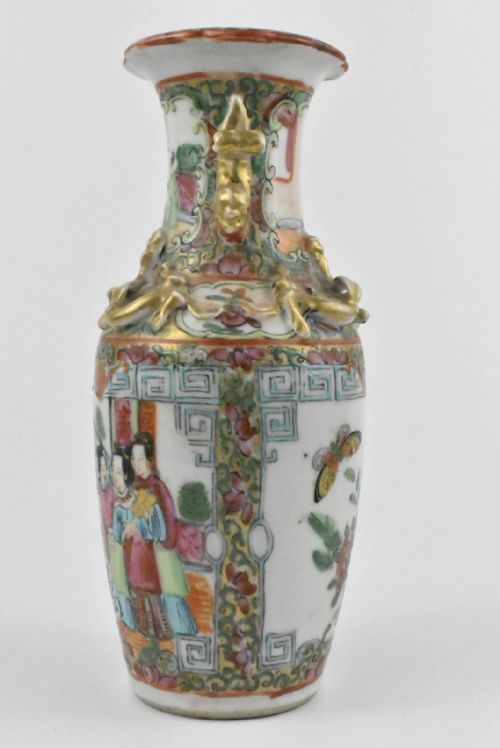 PAIR OF CANTON PORCELAIN HAND PAINTED VASES CHINA LATE 19TH CENTURY - ADDITIONAL PHOTO 10