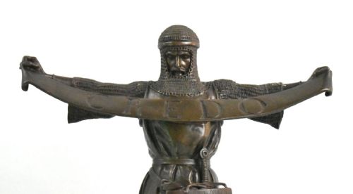 ANTIQUE SIGNED 19THCENTURY BRONZE MEDIEVAL KNIGHT BY LOUISFRANOISFRMIET - ADDITIONAL PHOTO 1