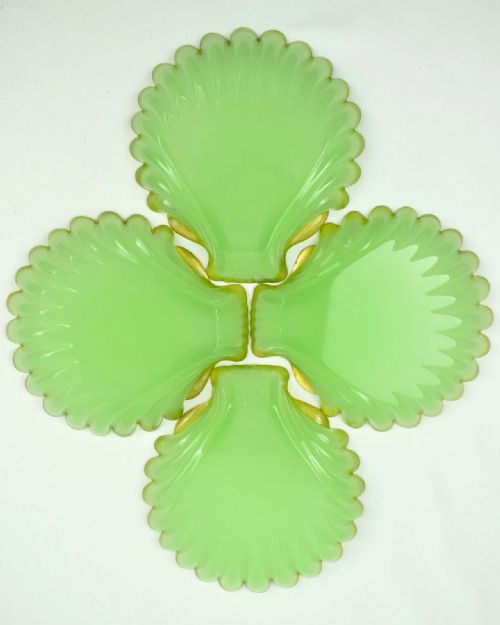 SET OF 10 ANTIQUE FRENCH GREEN OPALINE GLASS SCALLOP SHELLS DISHES W GILT EDGE - ADDITIONAL PHOTO 2