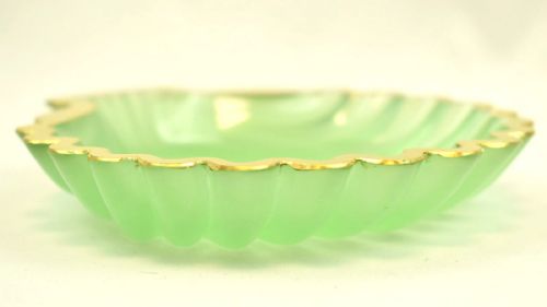 SET OF 10 ANTIQUE FRENCH GREEN OPALINE GLASS SCALLOP SHELLS DISHES W GILT EDGE - ADDITIONAL PHOTO 9