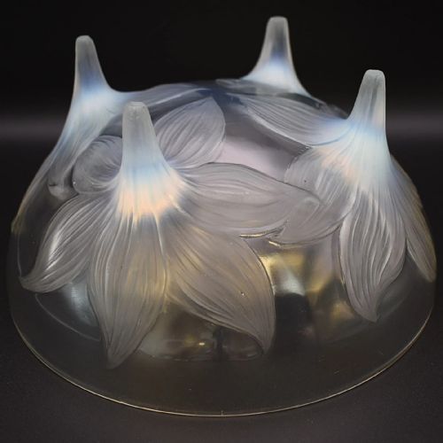 R LALIQUE ART DECO LYS FOOTED BOWL DECORATED W 4 LARGE FLOWER HEADS CIRCA 1924 - ADDITIONAL PHOTO 7