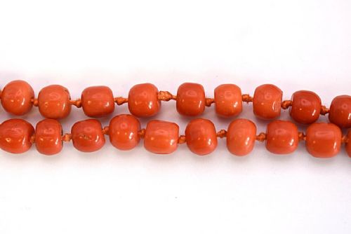 ANTIQUE SINGLE STRANDED BEADED SALMON CORAL NECKLACE WITH SILVER CLASP 51 - ADDITIONAL PHOTO 2