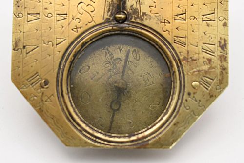 ANTIQUE FRENCH BUTTERFIELD POCKET COMPASS SUNDIAL CIRCA 1700'S - ADDITIONAL PHOTO 8