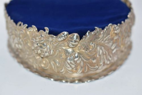 ANTIQUE STERLING SILVER HEART SHAPED PIN CUSHION GEORGE W SHIEBLER CIRCA 19TH C - ADDITIONAL PHOTO 5
