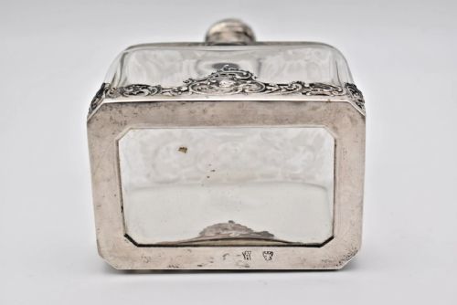 ANTIQUE SILVER MOUNTED GLASS DECANTER FIGURINE TOP FLORAL ETCHING 24CM - ADDITIONAL PHOTO 7