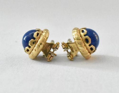 VINTAGE MID CENTURY PAIR OF HEAVY 18CT 750 GOLD LAPIS LAZULI ROUND EARRINGS - ADDITIONAL PHOTO 4