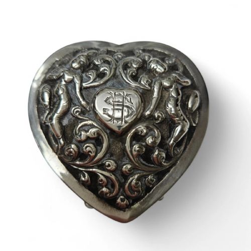 ANTIQUE INDIAN SILVER HEARTSHAPED TRINKET BOX - ADDITIONAL PHOTO 8