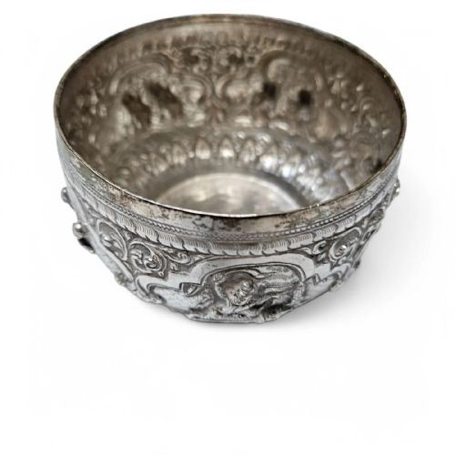 ANTIQUE SOLID SILVER REPOUSS BOWL INTRICATE HANDCHASED FIGURES SOUTHEAST A - ADDITIONAL PHOTO 2
