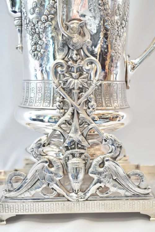 A HUGE ELABORATE ENGRAVED EMBOSSED WITH FIGURINES TILTING PITCHER WITH STAND - ADDITIONAL PHOTO 9