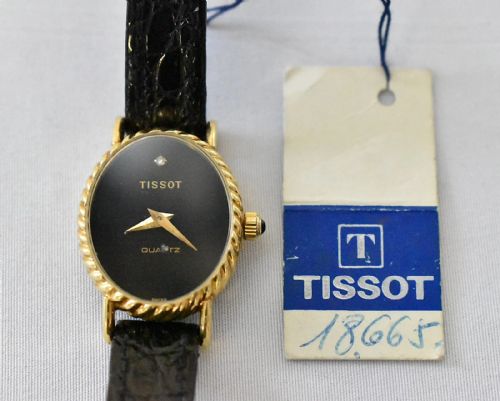 A Vintage 18ct Gold & Black Onyx & Diamond Tissot Quartz Ladies Wrist Watch