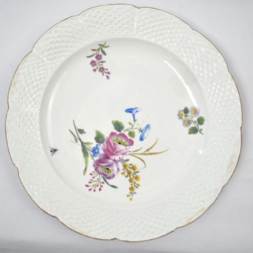 SET OF EIGHT 18C CHANTILLY SOFT PASTE PORCELAIN PLATES FLORAL OZIER BORDER - ADDITIONAL PHOTO 5