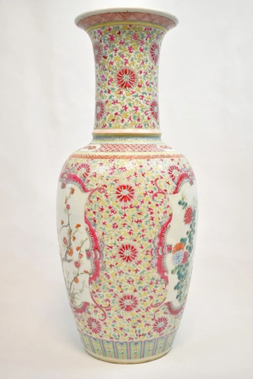 ANTIQUE QING CHINESE FAMILLE ROSE PINK GROUND BALUSTER VASE YONGZHENG MARK 14 - ADDITIONAL PHOTO 1
