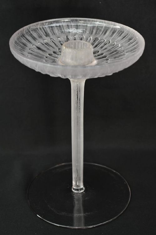 PAIR OF R LALIQUE MARGUERITES CANDLESTICKS CLEAR FROSTED GLASS C1920 - ADDITIONAL PHOTO 1