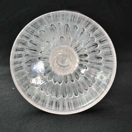 PAIR OF R LALIQUE MARGUERITES CANDLESTICKS CLEAR FROSTED GLASS C1920 - ADDITIONAL PHOTO 5