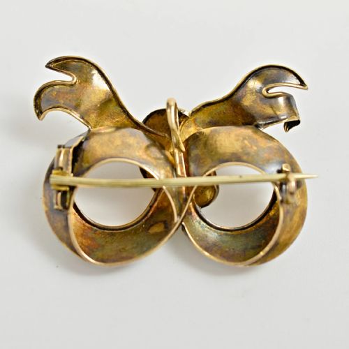 ANTIQUE VICTORIAN ORNATELY ENGRAVED 15CT GOLD TURQUOISE LOVER'S KNOT BROOCH - ADDITIONAL PHOTO 2