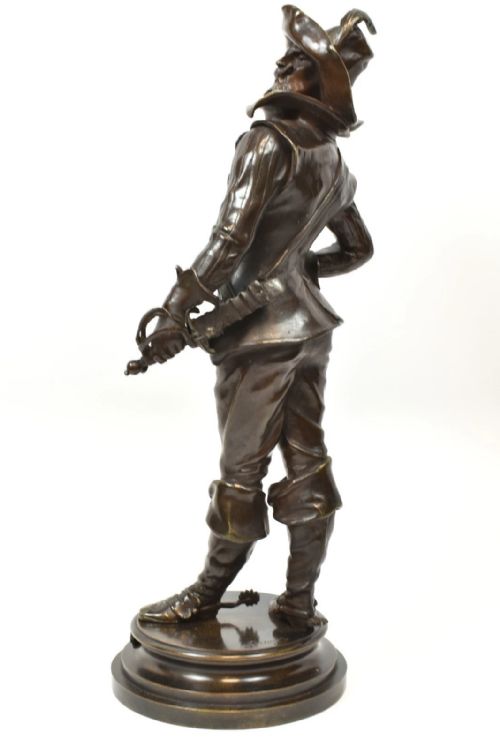 ANTIQUE FRENCH EDOUARD DROUOT BRONZE STATUE SCULPTURE 'LE BRETTEUR' MUSKETEER - ADDITIONAL PHOTO 2