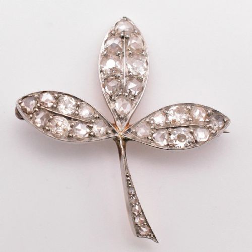 PAIR OF VINTAGE 18CT GOLDSILVER TRIPLE LEAF DIAMOND BROOCHES 15CT TOTAL - ADDITIONAL PHOTO 1