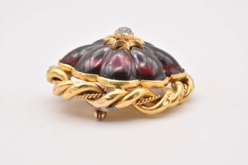 A LARGE ANTIQUE VICTORIAN CARBUNCLE GARNET DIAMOND BROACH IN 15CT GOLD C 1850 - ADDITIONAL PHOTO 1