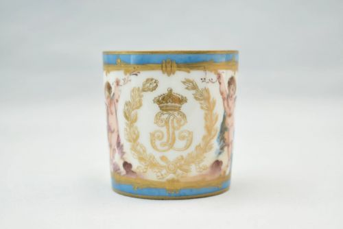 1846 SEVRES PORCELAIN CUPS SAUCERS SET 6 CHATEAU DES TUILERIES LOUIS PHILIPPE - ADDITIONAL PHOTO 2