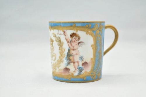 1846 SEVRES PORCELAIN CUPS SAUCERS SET 6 CHATEAU DES TUILERIES LOUIS PHILIPPE - ADDITIONAL PHOTO 5