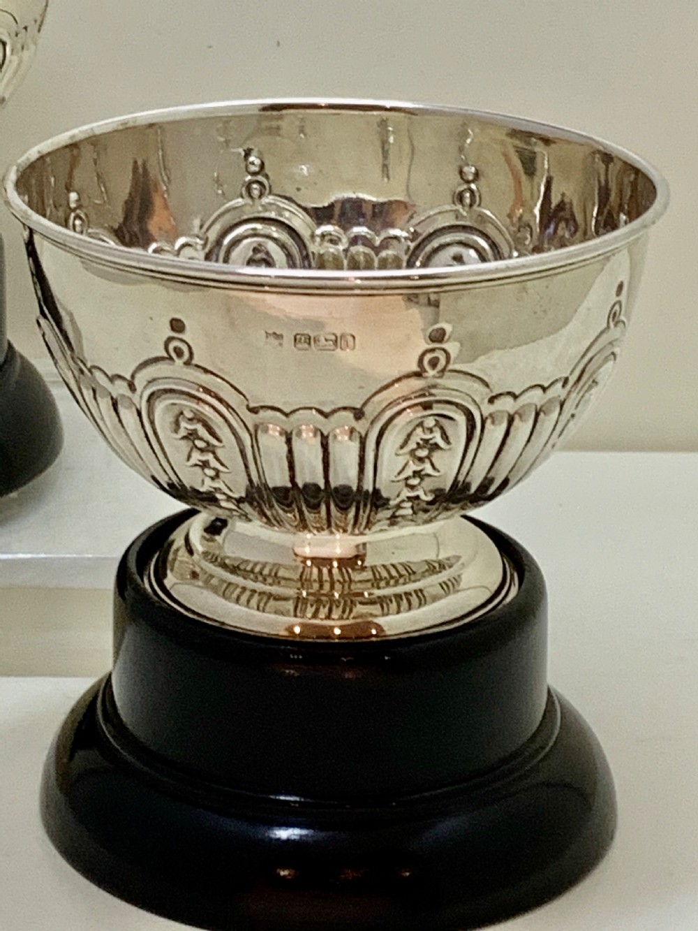 A pAIR SILVER BOWLS BY FENTON BROS LTD, SHEFFIELD 1905 View III