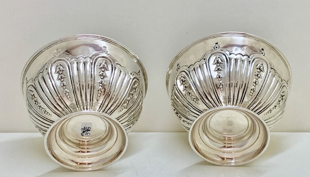 A pAIR SILVER BOWLS BY FENTON BROS LTD, SHEFFIELD 1905 View IX