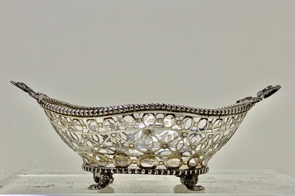A fine pair Dutch Pierced Silver Bon Bon Dishes View VII