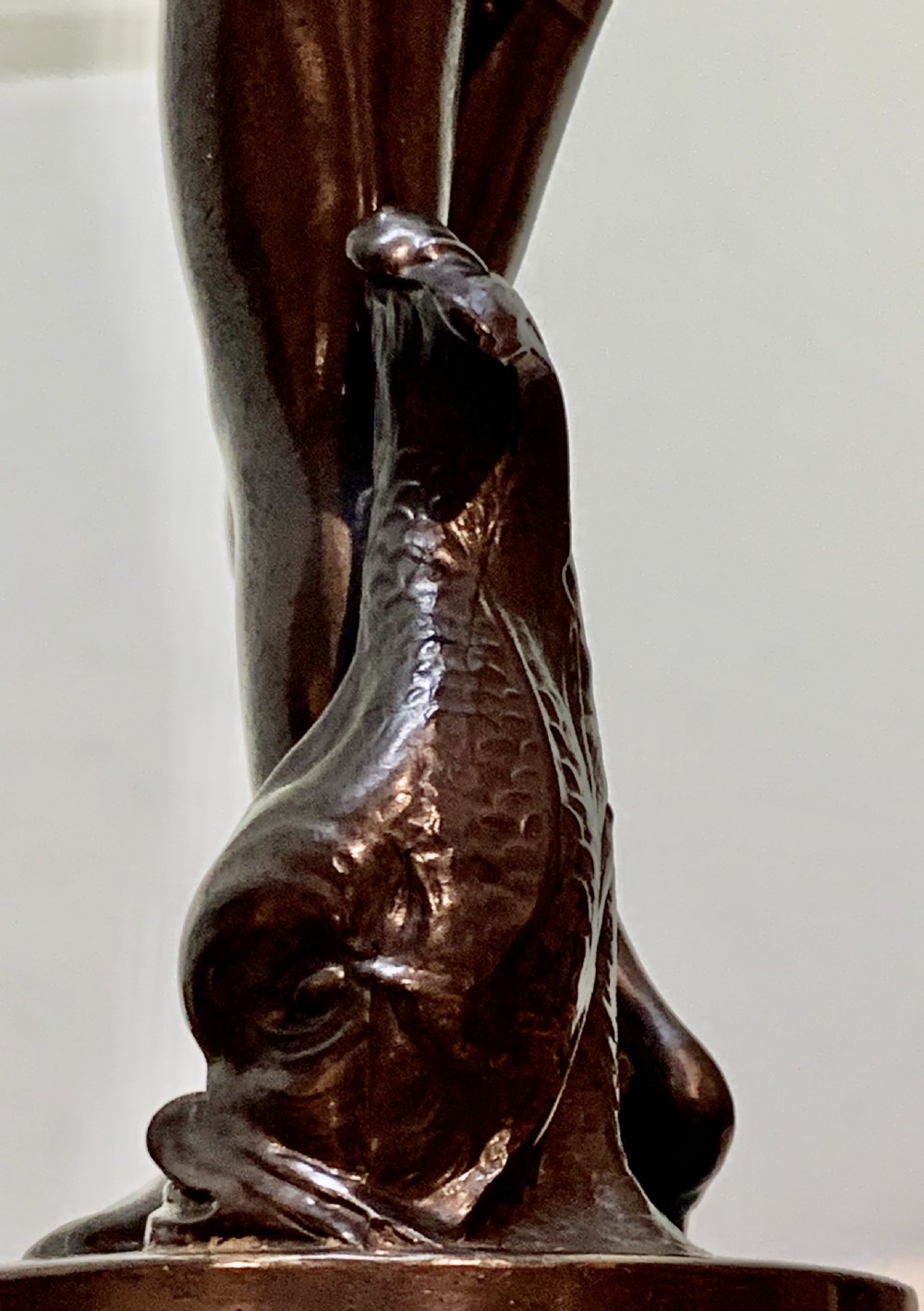 A 19TH CENTURY FRENCH BRONZE FIGURE OF APHRODITE View XV