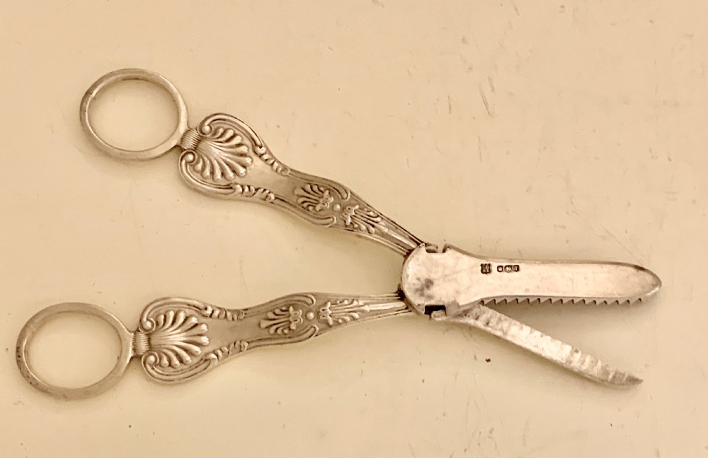 Kings Pattern Antique Victorian Sterling silver grape shears Charles Boyton 1894 View VI