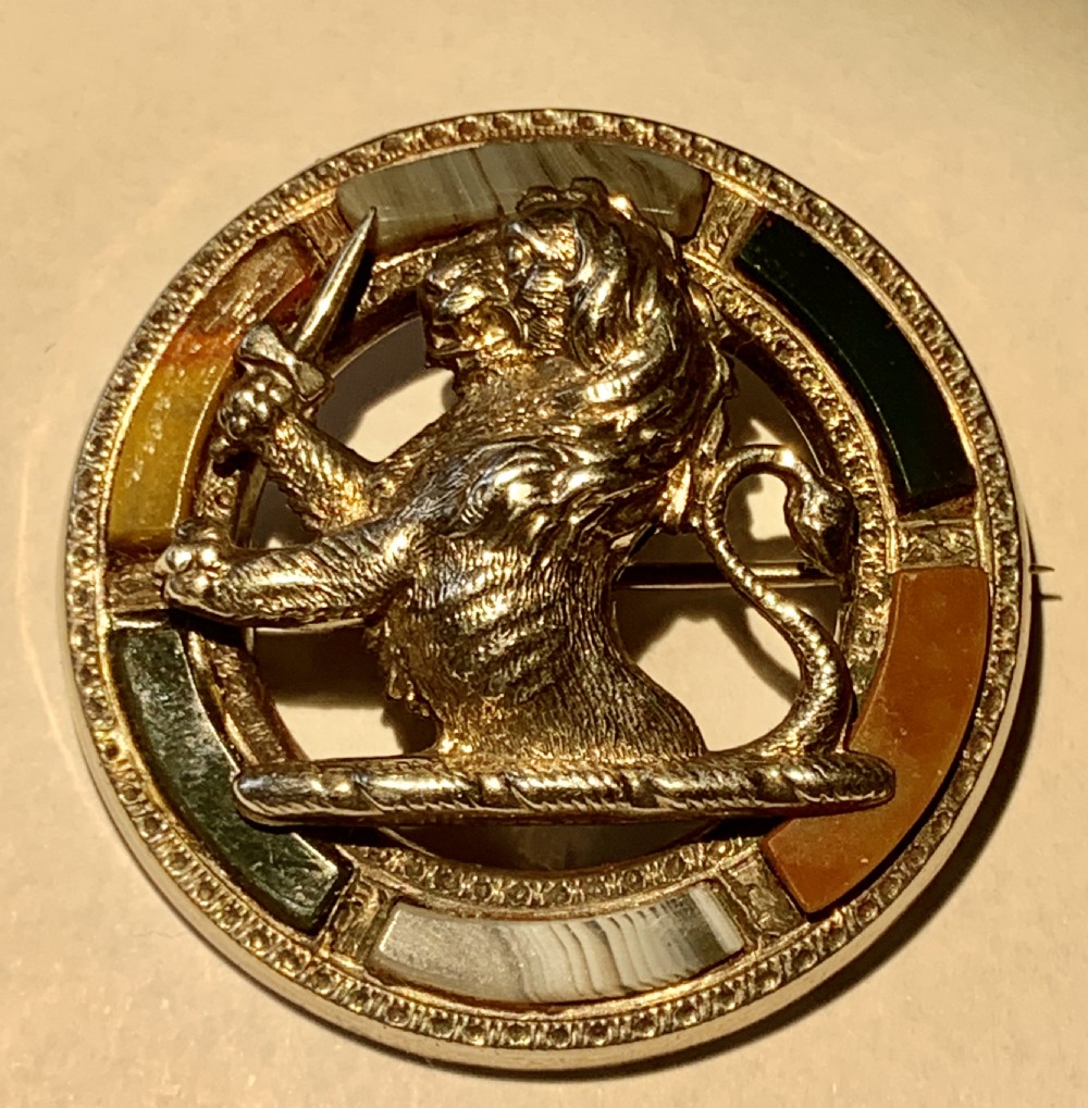 Large Superb Victorian Scottish Silver & Agate Rampant Lion Brooch,  View II