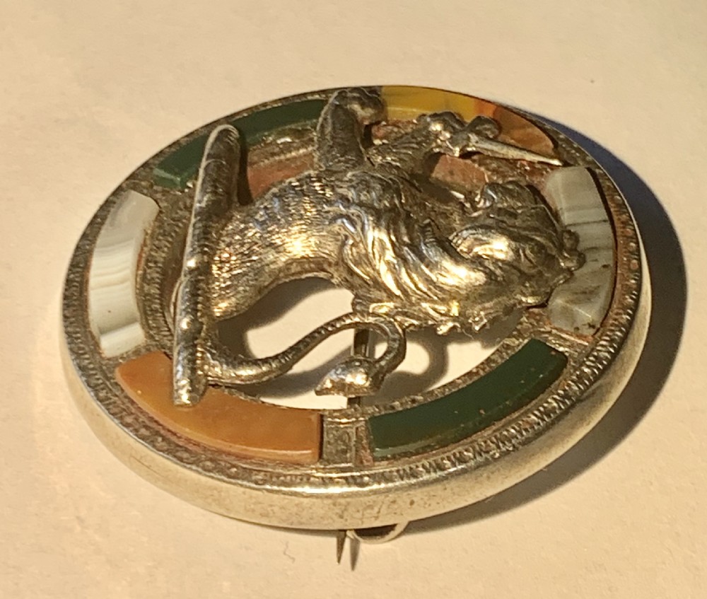 Large Superb Victorian Scottish Silver & Agate Rampant Lion Brooch,  View V