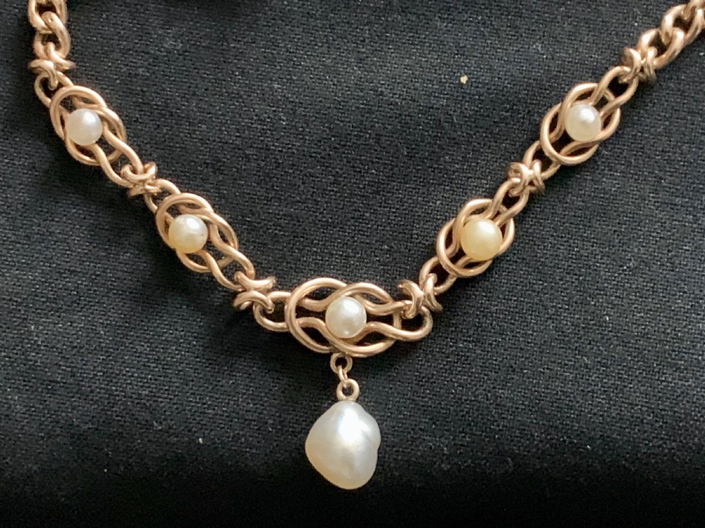 Victorian Natural Pearl 9ct rose Gold Curb Bracelet Antique View XIII