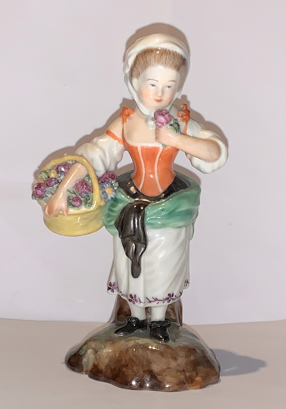 ROYAL COPENHAGEN PORCELAIN FIGURINE 