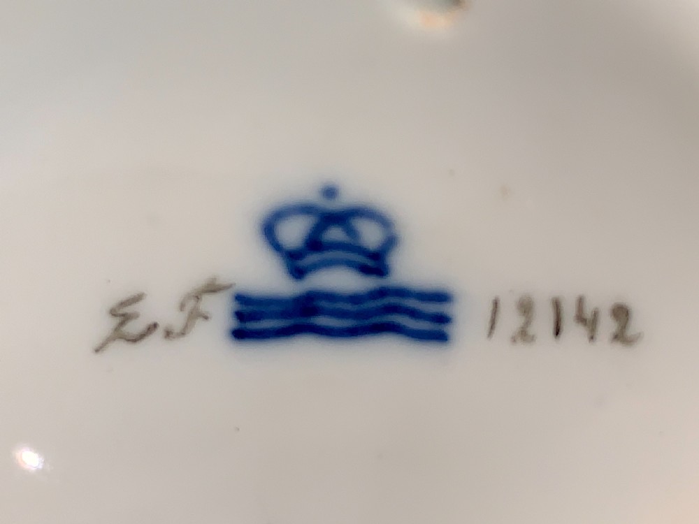 ROYAL COPENHAGEN PORCELAIN FIGURINE 