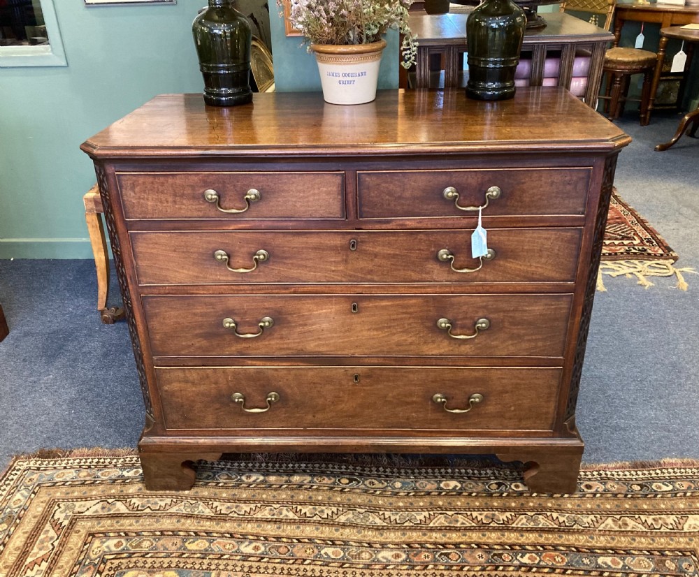 Low 18th century Scottish mahogany chest of drawers View II