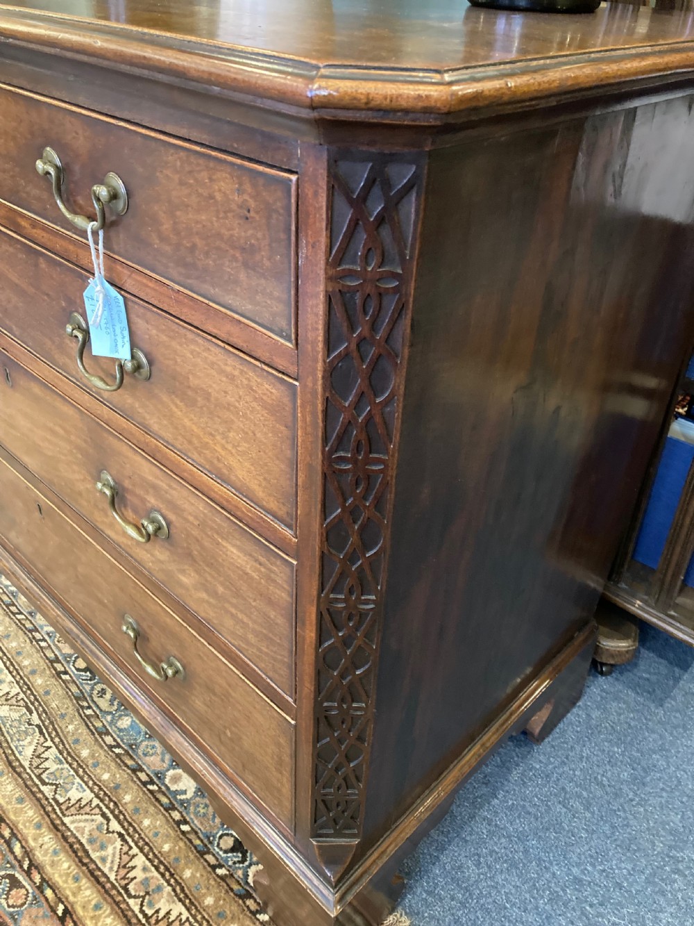 Low 18th century Scottish mahogany chest of drawers View III