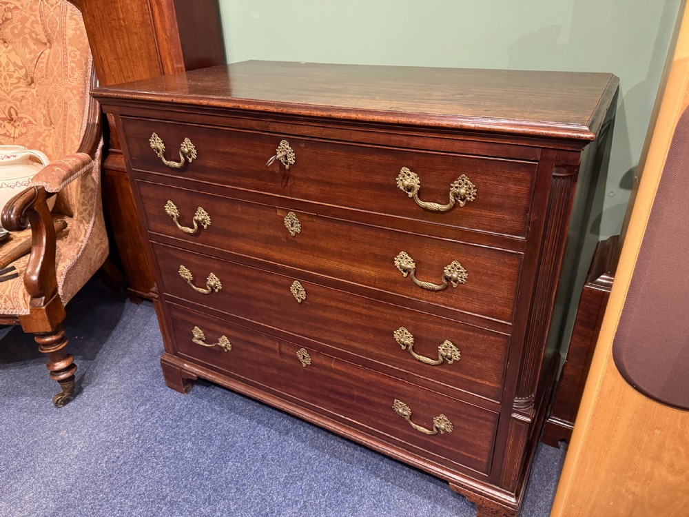 Scottish Georgian low chest of drawers with dressing top drawer