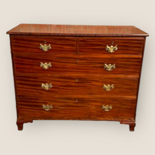 Georgian Mahogany Chest of Drawers