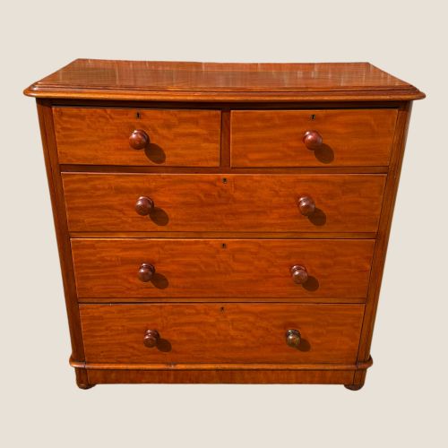 Antique Victorian Mahogany Chest of 5 Drawers with Wooden Handles