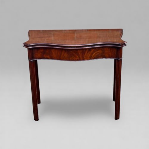 fig 2. Antique Georgian 1780 Mahogany Serpentine Fronted Card Table with Green Baize