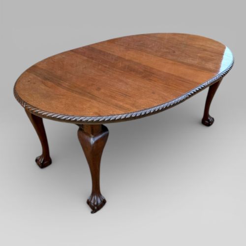 fig 1. Antique Edwardian Mahogany Chippendale Style Extending Dining Table