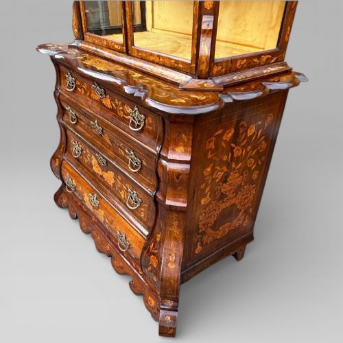 EDWARDS ROBERTS DUTCH MARQUETRY DISPLAY CABINET ON CHEST - ADDITIONAL PHOTO 10
