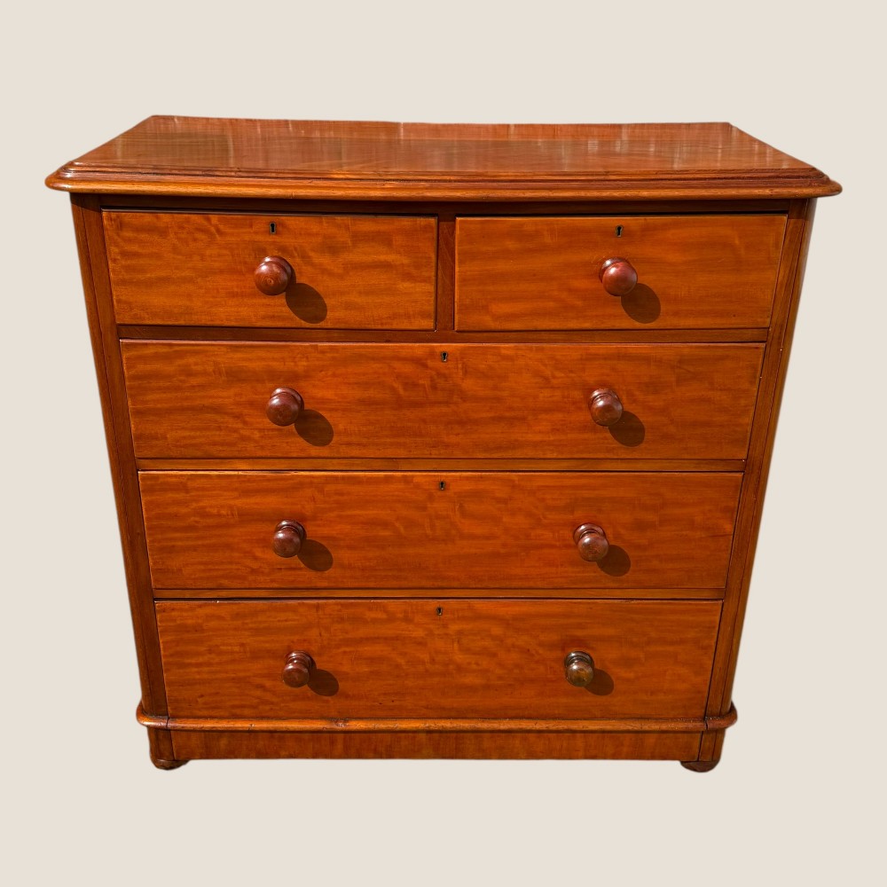 Antique Victorian Mahogany Chest of 5 Drawers with Wooden Handles