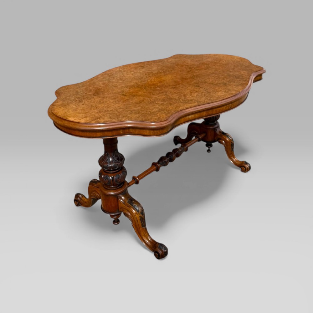 Victorian Burr Walnut Serpentine Shaped Centre Table with Carved Stretcher Legs