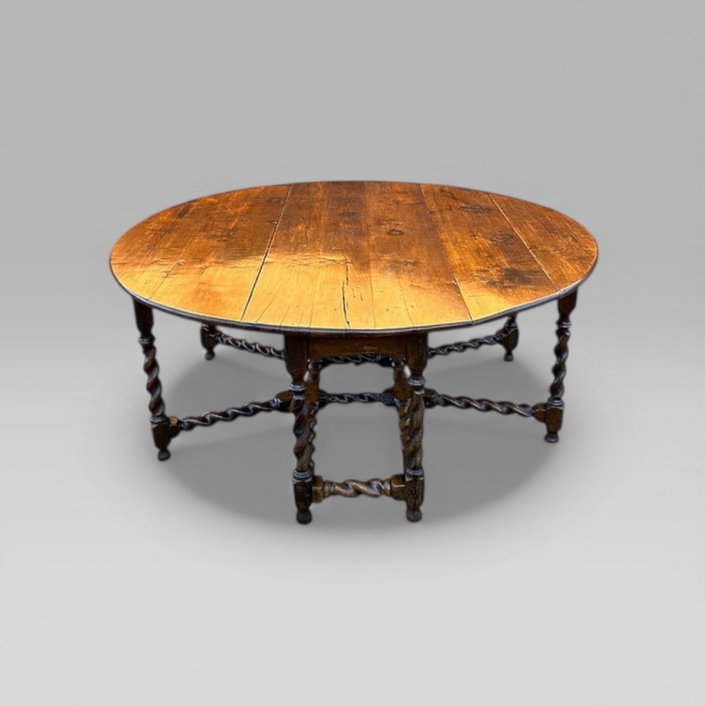20th Century Oak Double Gateleg Dining Table in the 18th Century Style
