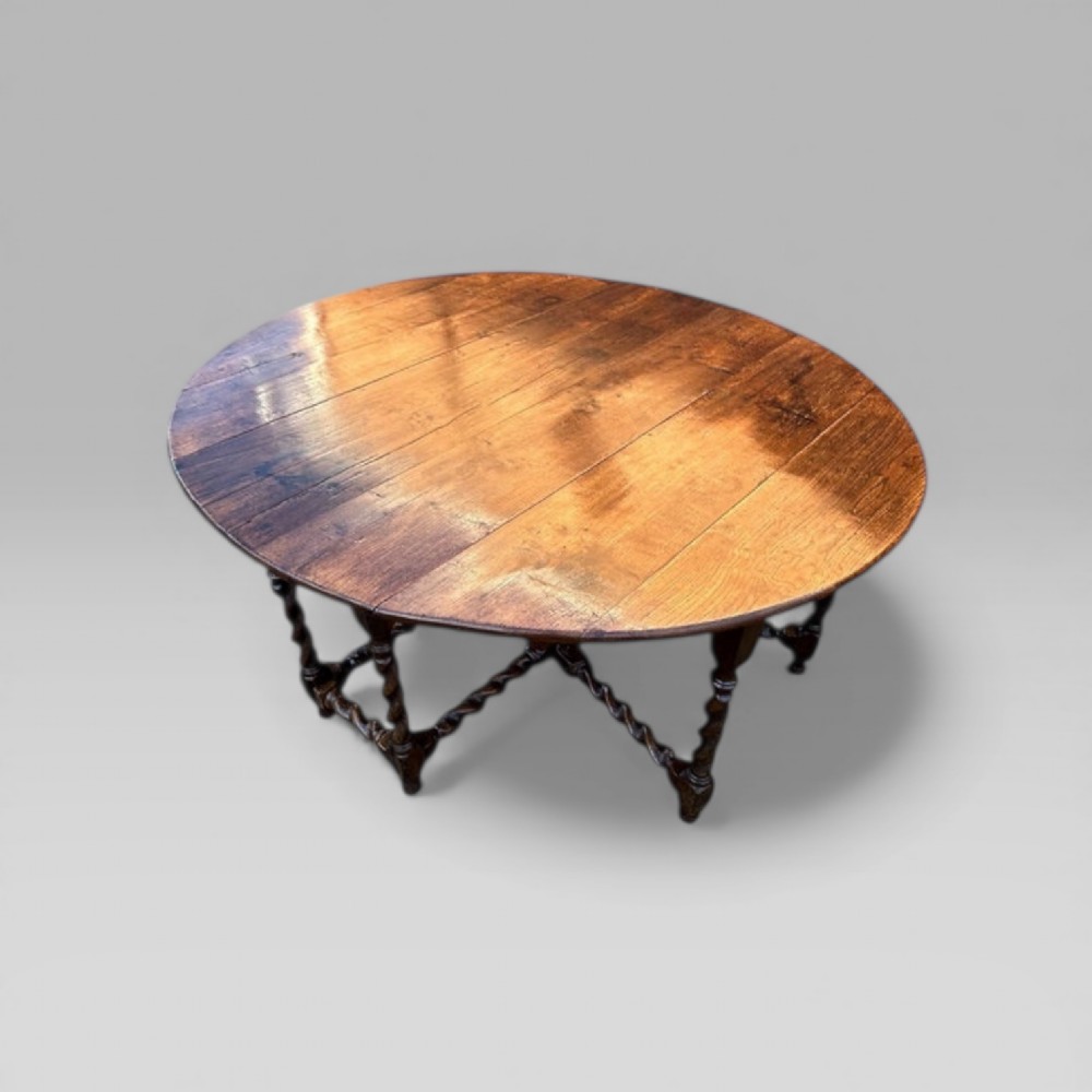 20th Century Oak Double Gateleg Dining Table in the 18th Century Style View III