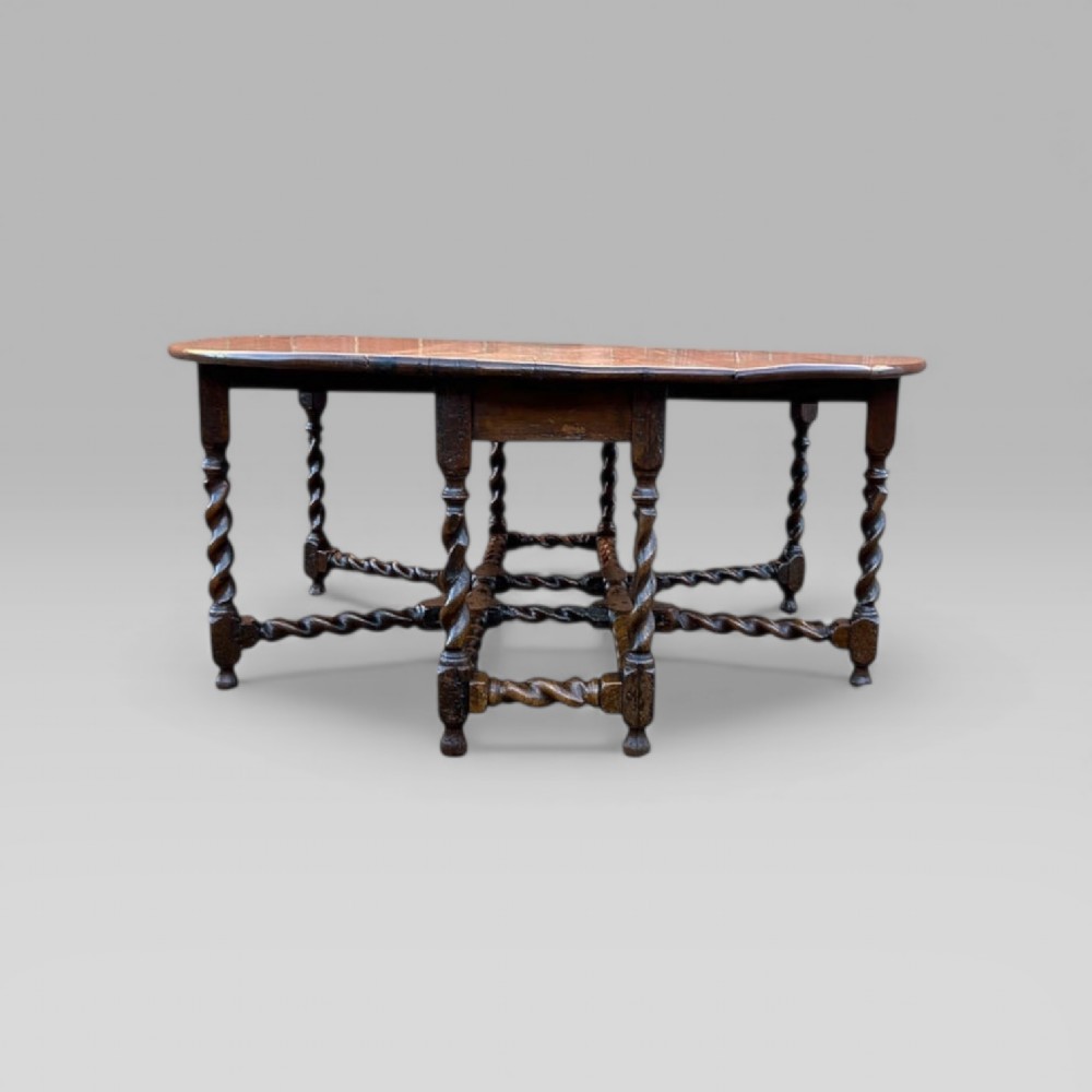20th Century Oak Double Gateleg Dining Table in the 18th Century Style View V
