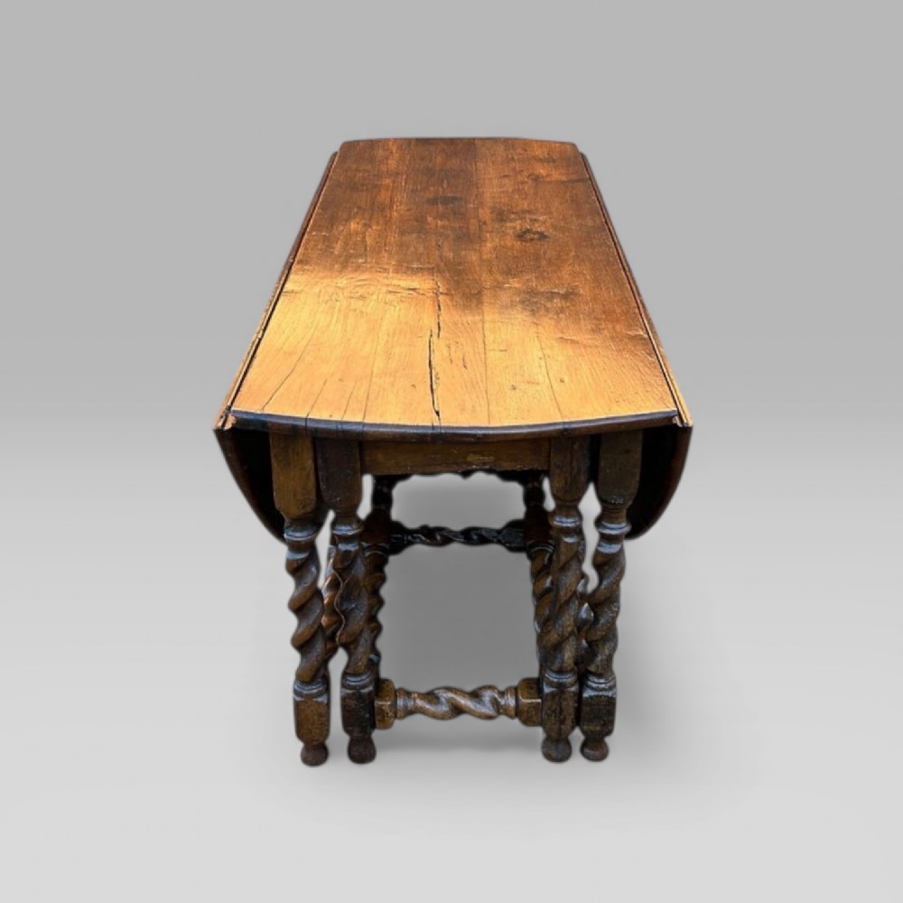 20th Century Oak Double Gateleg Dining Table in the 18th Century Style View VI