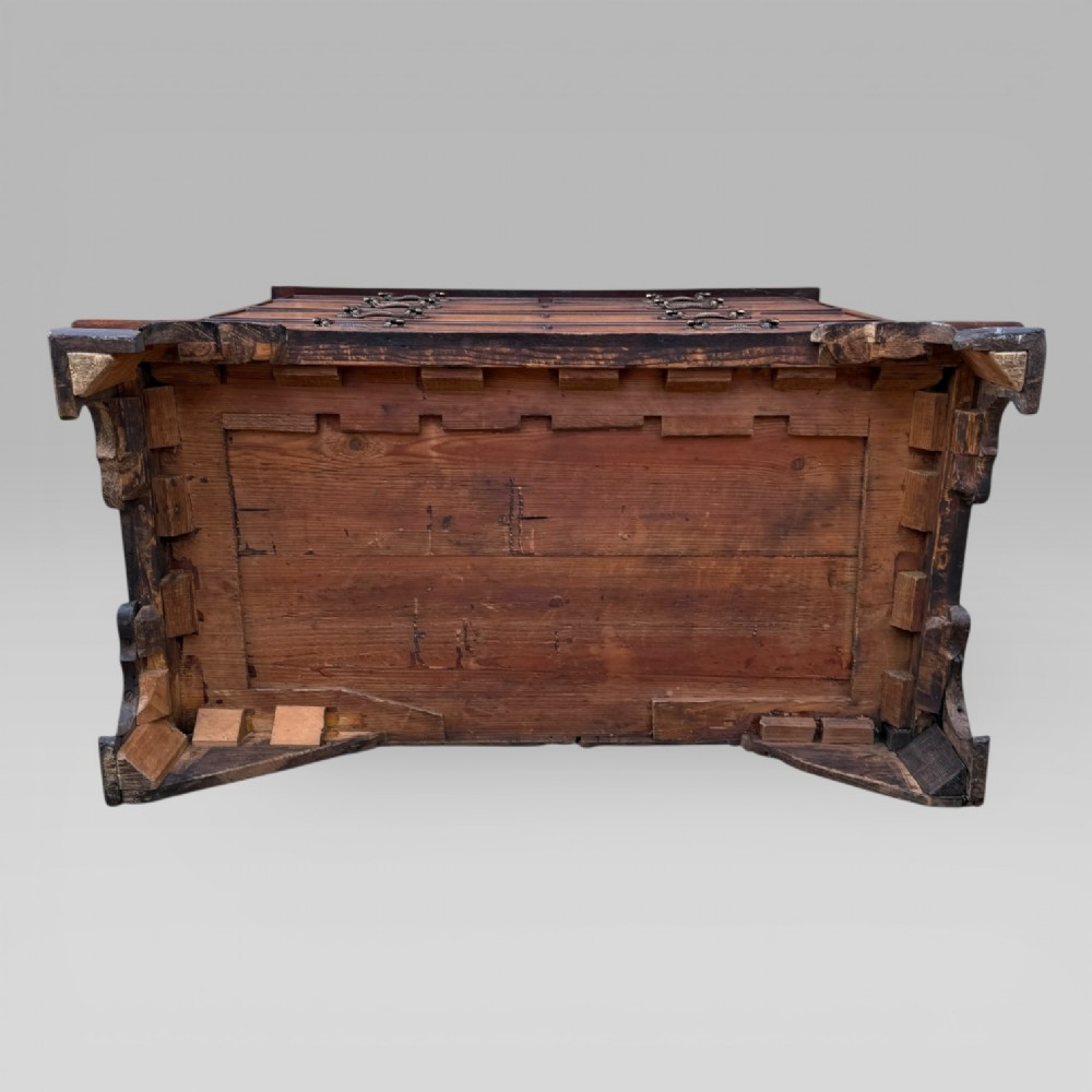 A late 18th-century George III mahogany chest of drawers featuring two short over three long drawers with brass swan-neck handles and bracket feet. View XIV