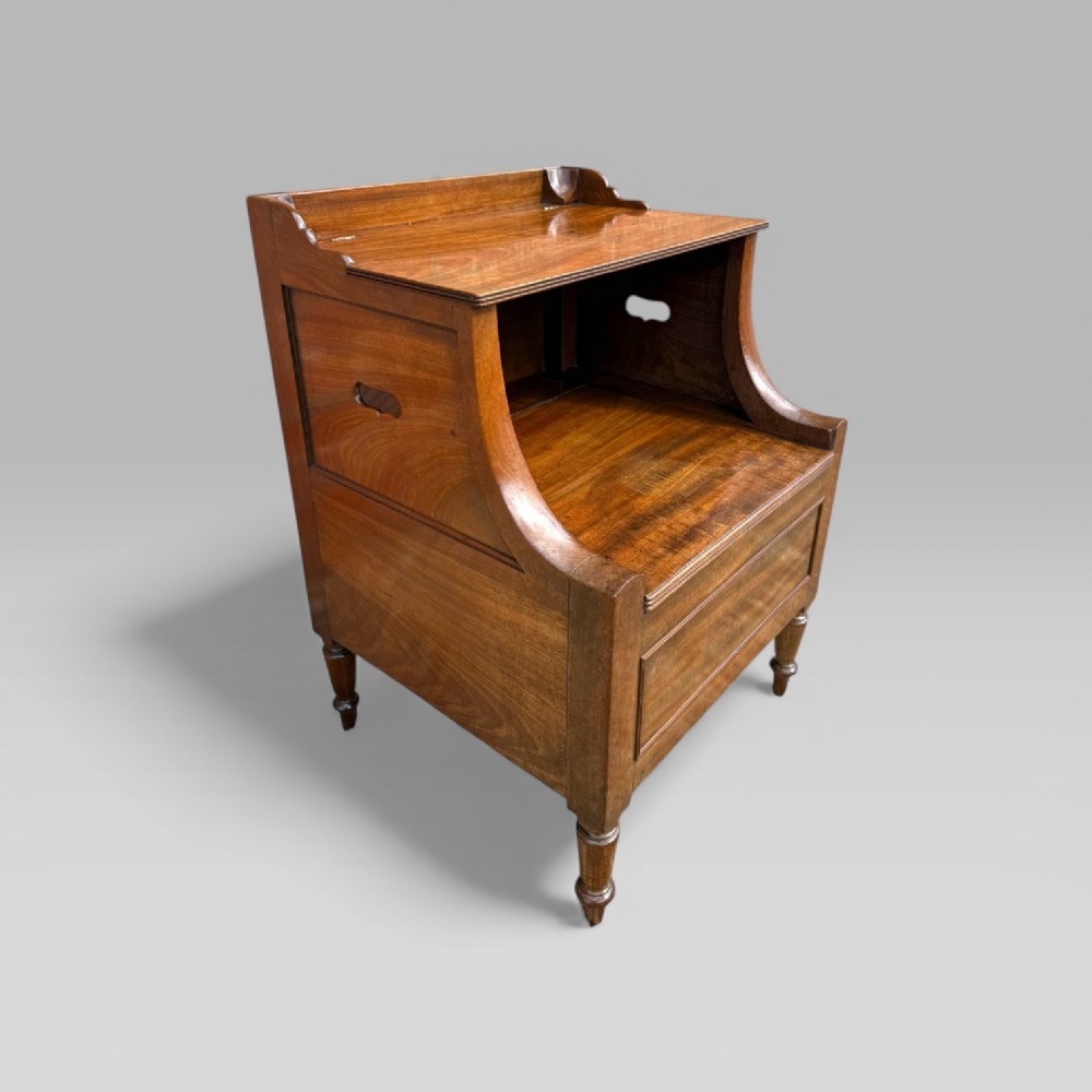 Antique Georgian Gillows Mahogany Bedside Table Cabinet | Pot Cupboard View III